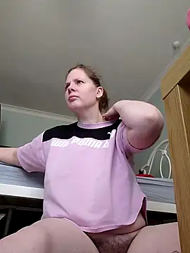 Snapshot of xxSexyBushLinnxx chatting on 6, 3, 2025 xxSexyBushLinnxx online show from 6, 3, 2025