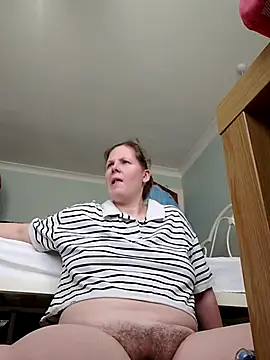 Snapshot of xxSexyBushLinnxx chatting on 18, 3, 2025 xxSexyBushLinnxx online show from 18, 3, 2025