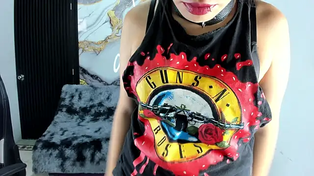 Snapshot of criss_21_ chatting on 19, 2, 2025 criss 21 online show from 19, 2, 2025