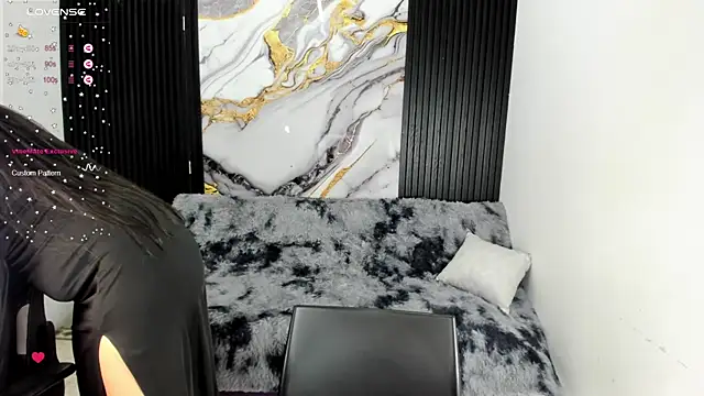 Snapshot of criss_21_ chatting on 15, 3, 2025 criss 21 online show from 15, 3, 2025