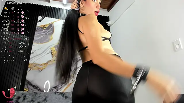 Snapshot of criss_21_ chatting on 19, 3, 2025 criss 21 online show from 19, 3, 2025