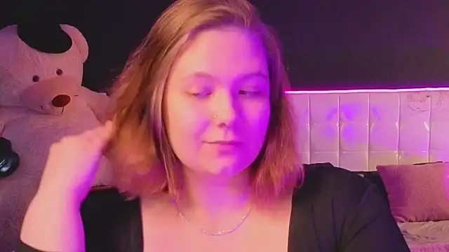 DjennaPalme online show from 26, 11, 2025