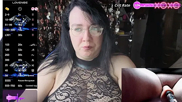 LeonaHarrison online show from 25, 3, 2026