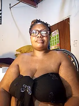 Snapshot of YELLOW_BONE chatting on 7, 1, 2026 YELLOW BONE online show from 7, 1, 2026