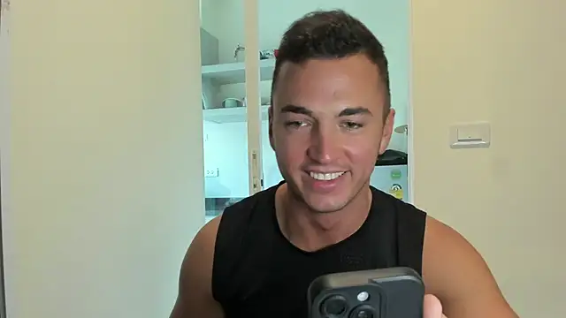 Snapshot of paulblack21 chatting on 5, 2, 2026 paulblack21 online show from 5, 2, 2026