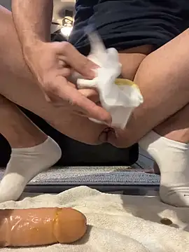 Snapshot of mrfeet58 chatting on 19, 12, 2024 mrfeet58 online show from 19, 12, 2024