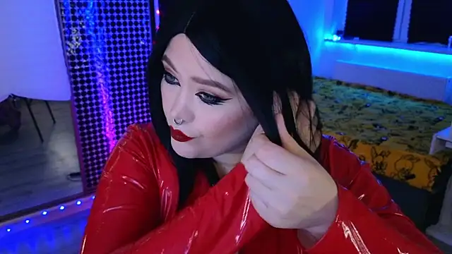 wickedxqueen online show from 13, 5, 2026