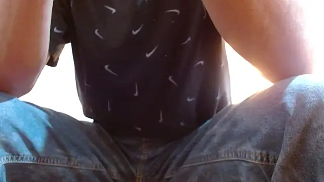 Snapshot of JohanyLatino chatting on 15, 6, 2026 JohanyLatino online show from 15, 6, 2026