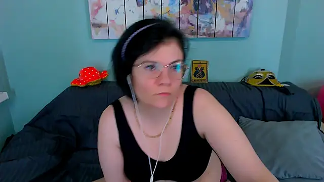 Snapshot of EverlyRays chatting on 26, 2, 2026 EverlyRays online show from 26, 2, 2026