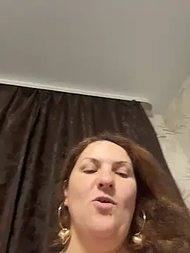 Taisia W online show from 5, 12, 2025