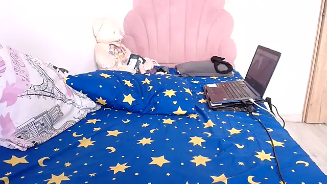 lady hot2xx online show from 28, 6, 2026