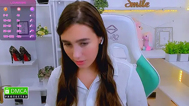  Eliizabeth  online show from 10, 9, 2025