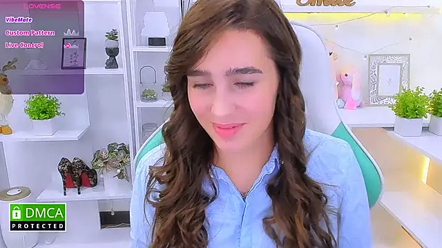  Eliizabeth  online show from 19, 9, 2025