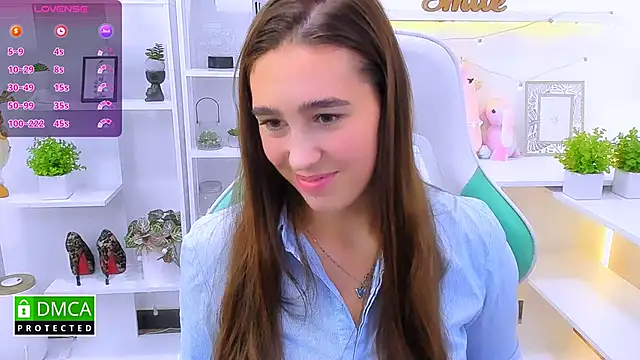  Eliizabeth  online show from 21, 9, 2025