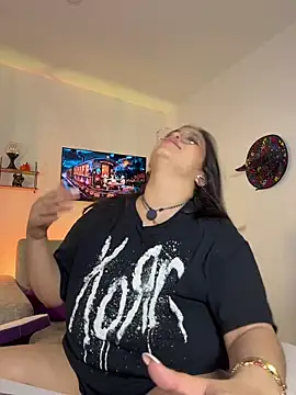 tati reyess online show from 26, 10, 2025