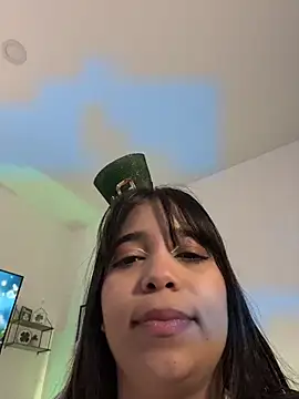 tati reyess online show from 17, 3, 2026