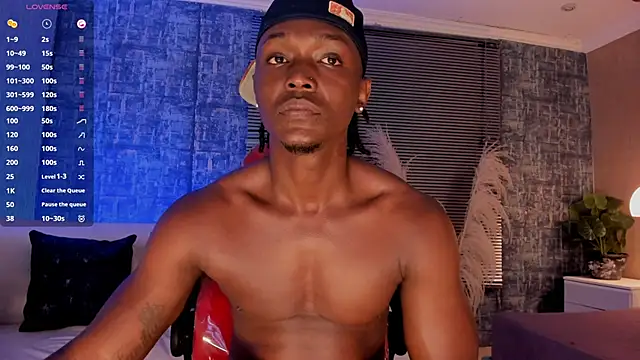 Snapshot of DannSmmith chatting on 8, 2, 2026 DannSmmith online show from 8, 2, 2026