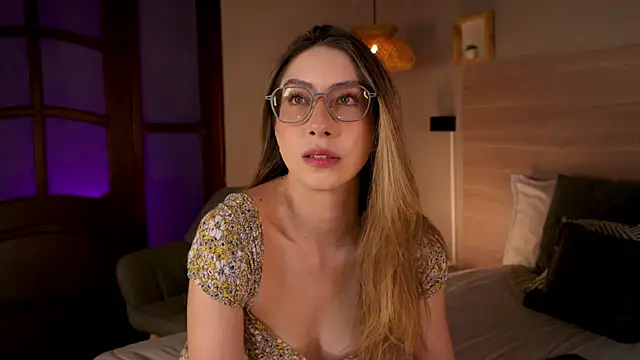 lua ferch   online show from 5, 11, 2025