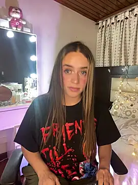 Snapshot of Natalia_Suarez chatting on 25, 2, 2025 Natalia Suarez online show from 25, 2, 2025