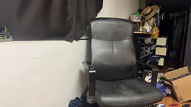 Snapshot of leanjamesdean chatting on 19, 4, 2026 leanjamesdean online show from 19, 4, 2026