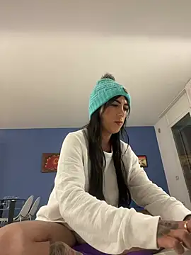 Snapshot of missdirtyhot_ chatting on 4, 2, 2025 missdirtyhot online show from 4, 2, 2025