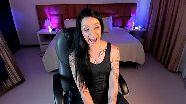 Kristen Garner online show from 2, 10, 2025