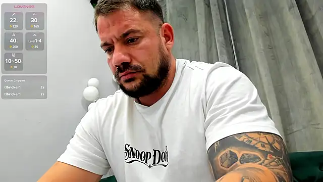 musclemonster31 online show from 15, 2, 2025