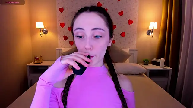 Lexi Split online show from 15, 2, 2025