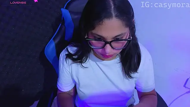 Cuteprincess21 online show from 8, 4, 2026