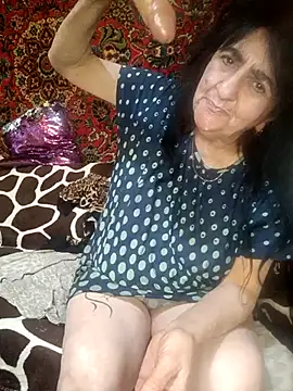 Lovely Lori online show from 4, 3, 2025