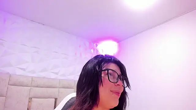 Snapshot of PauletteJ chatting on 29, 11, 2025 PauletteJ online show from 29, 11, 2025