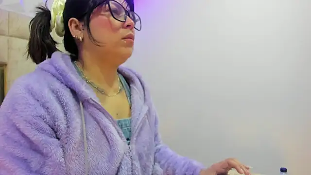 Snapshot of PauletteJ chatting on 7, 1, 2026 PauletteJ online show from 7, 1, 2026