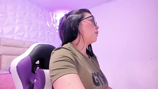 Snapshot of PauletteJ chatting on 17, 2, 2026 PauletteJ online show from 17, 2, 2026