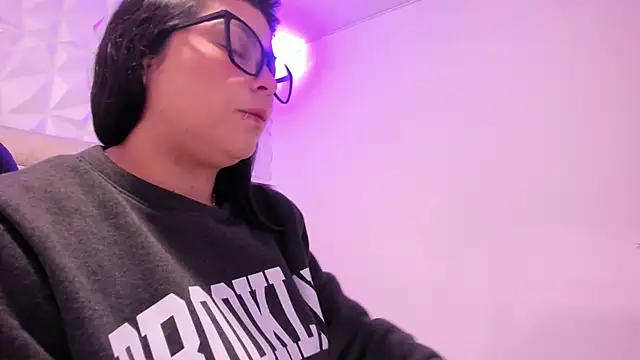 Snapshot of PauletteJ chatting on 23, 2, 2026 PauletteJ online show from 23, 2, 2026