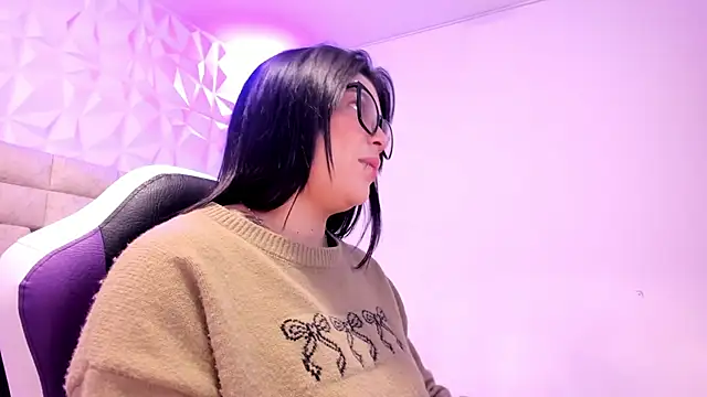 Snapshot of PauletteJ chatting on 9, 3, 2026 PauletteJ online show from 9, 3, 2026