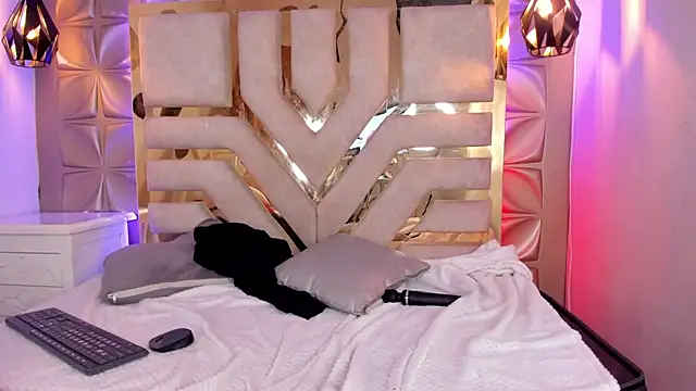 Snapshot of nahia_low chatting on 19, 12, 2024 nahia low online show from 19, 12, 2024