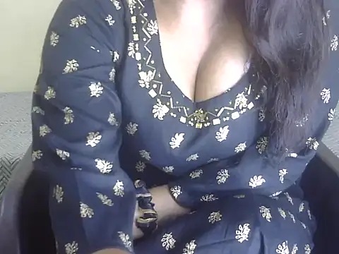 Lusty Wife1 online show from 10, 9, 2025