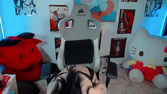 Deadly Doll online show from 4, 12, 2025