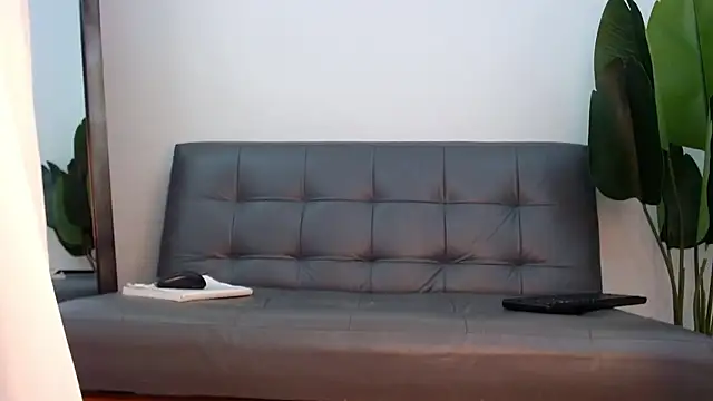 marthina thompsson online show from 8, 1, 2025