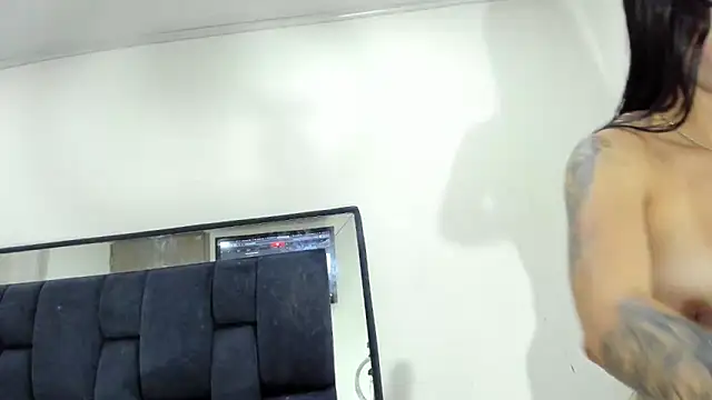 AntonelaNeri online show from 7, 10, 2025