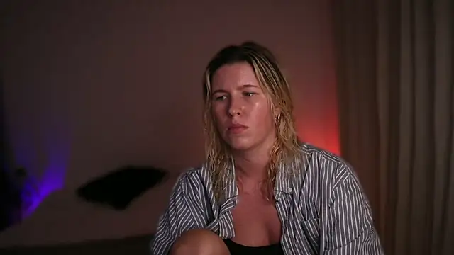 moonamii online show from 9, 9, 2025