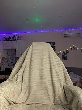 Good  Girl  online show from 3, 3, 2026