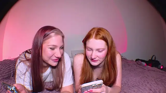 MiaKeler online show from 14, 12, 2024