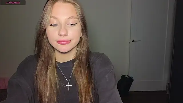 MiaKeler online show from 5, 2, 2025