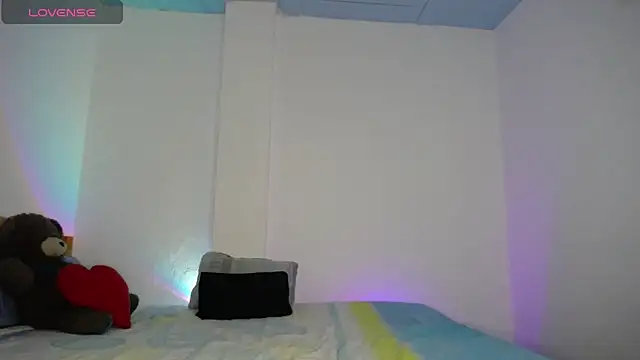 Snapshot of monkeywillwhite chatting on 4, 12, 2024 monkeywillwhite online show from 4, 12, 2024
