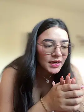 Lia flowers online show from 15, 2, 2025