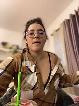 Lia flowers online show from 17, 2, 2025