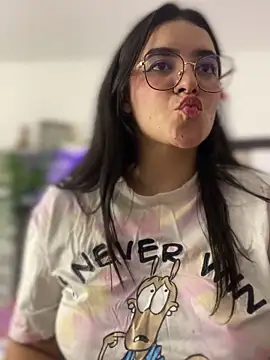 Lia flowers online show from 9, 3, 2025