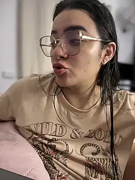 Lia flowers online show from 15, 3, 2025