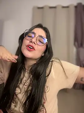 Lia flowers online show from 15, 3, 2025